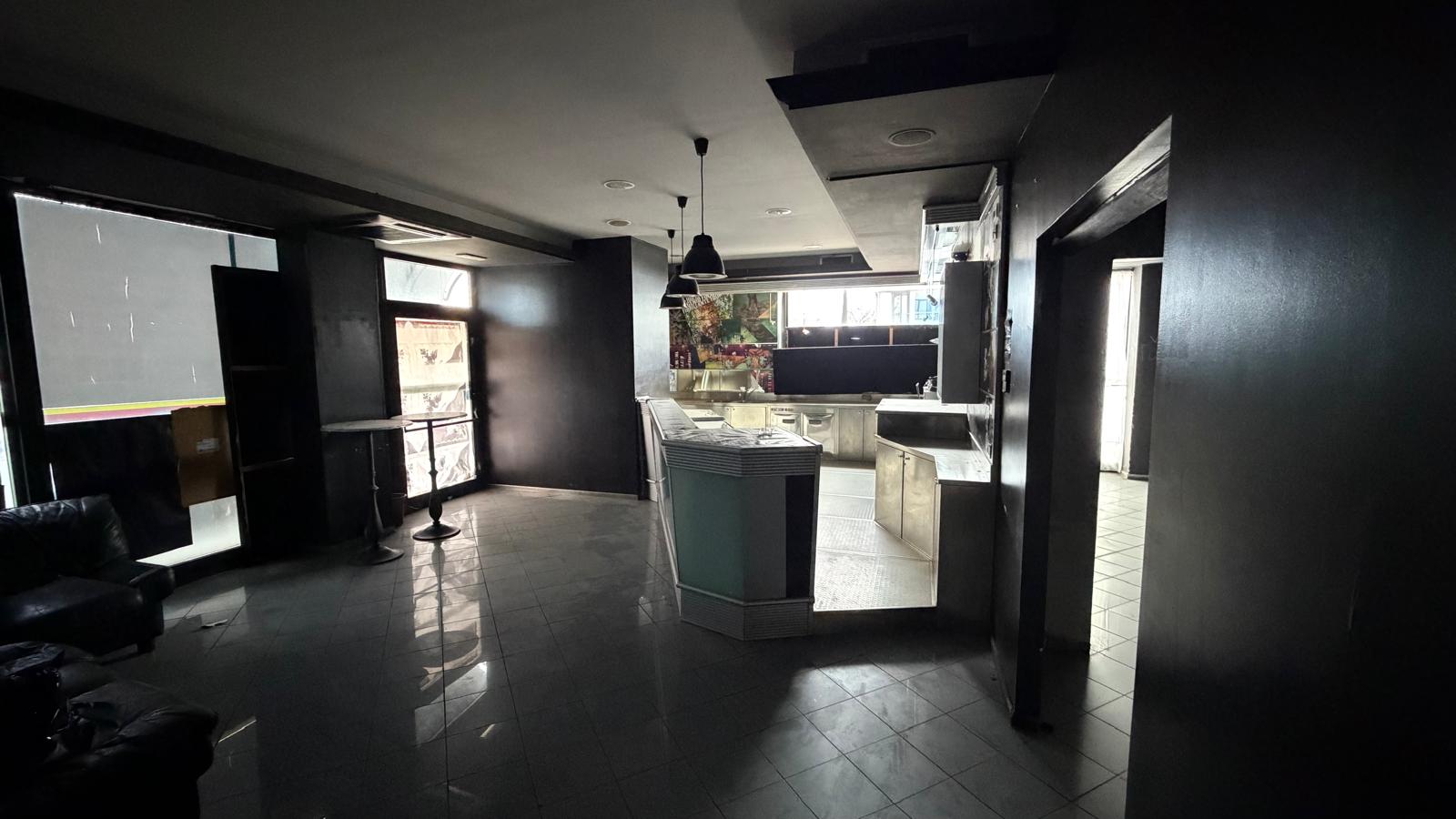 Locale commerciale Via Andrea Vici n. 20, Foligno  - Immagine 5