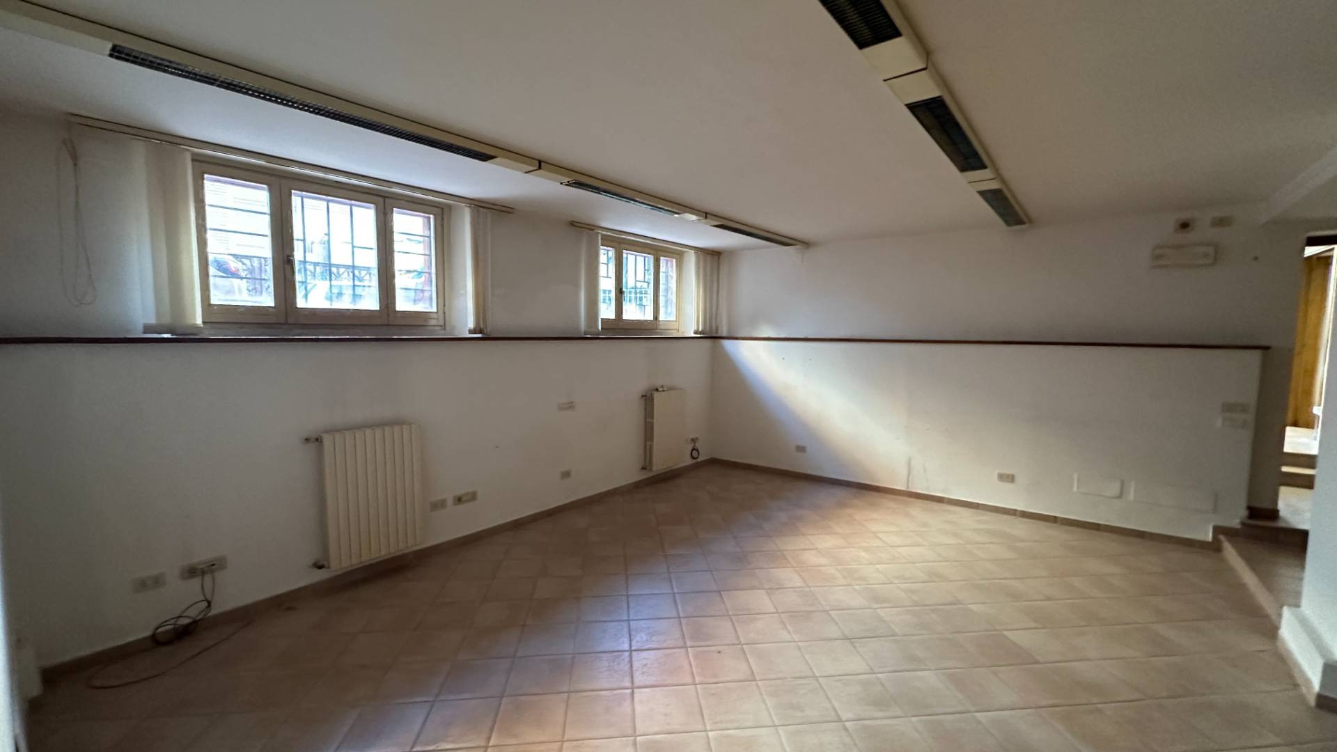 Ufficio/appartamento Via Santa Caterina n. 44 , Foligno  - Immagine 12