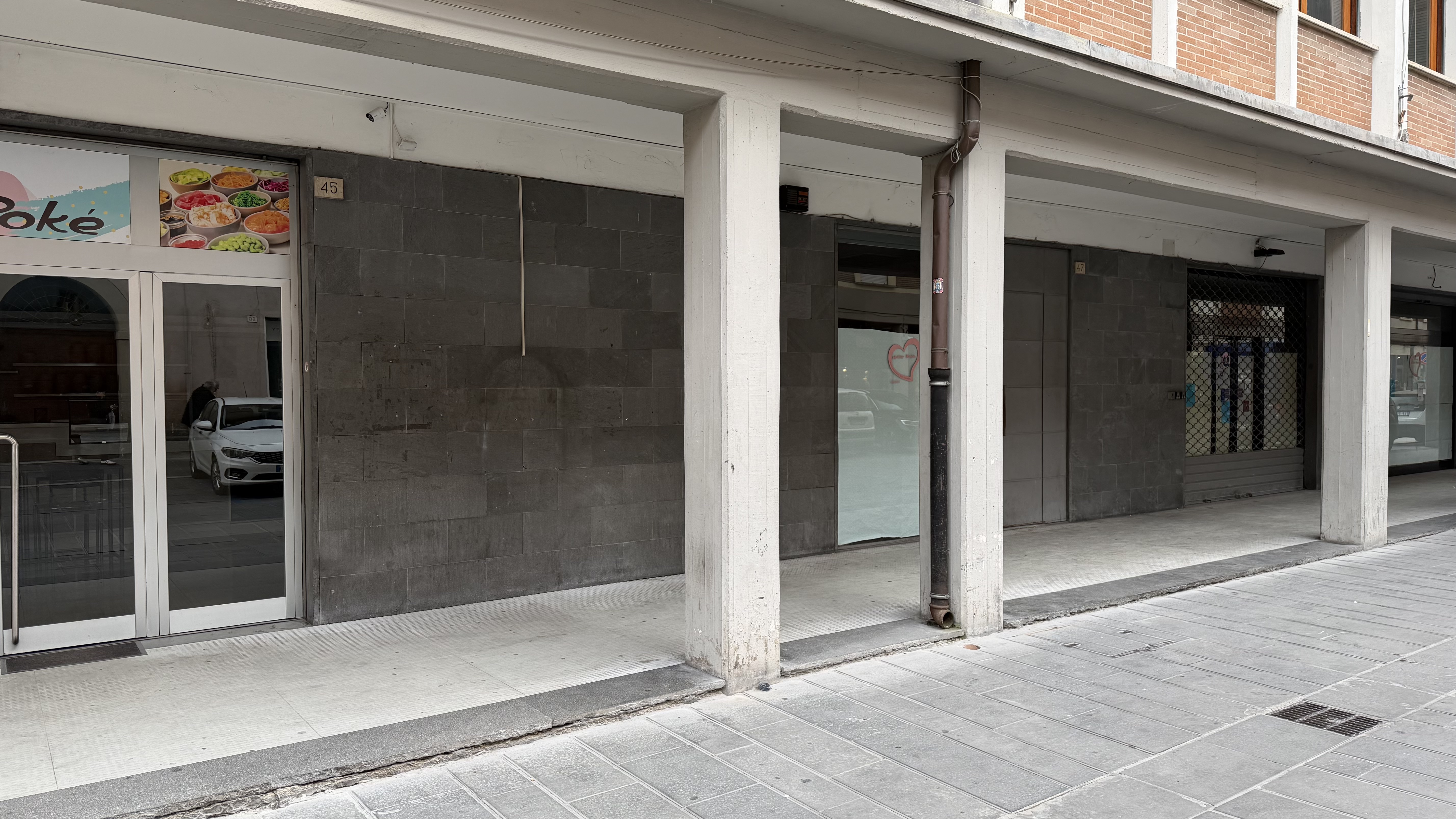 Negozio Via Umberto I n. 47, Foligno  - Immagine 2