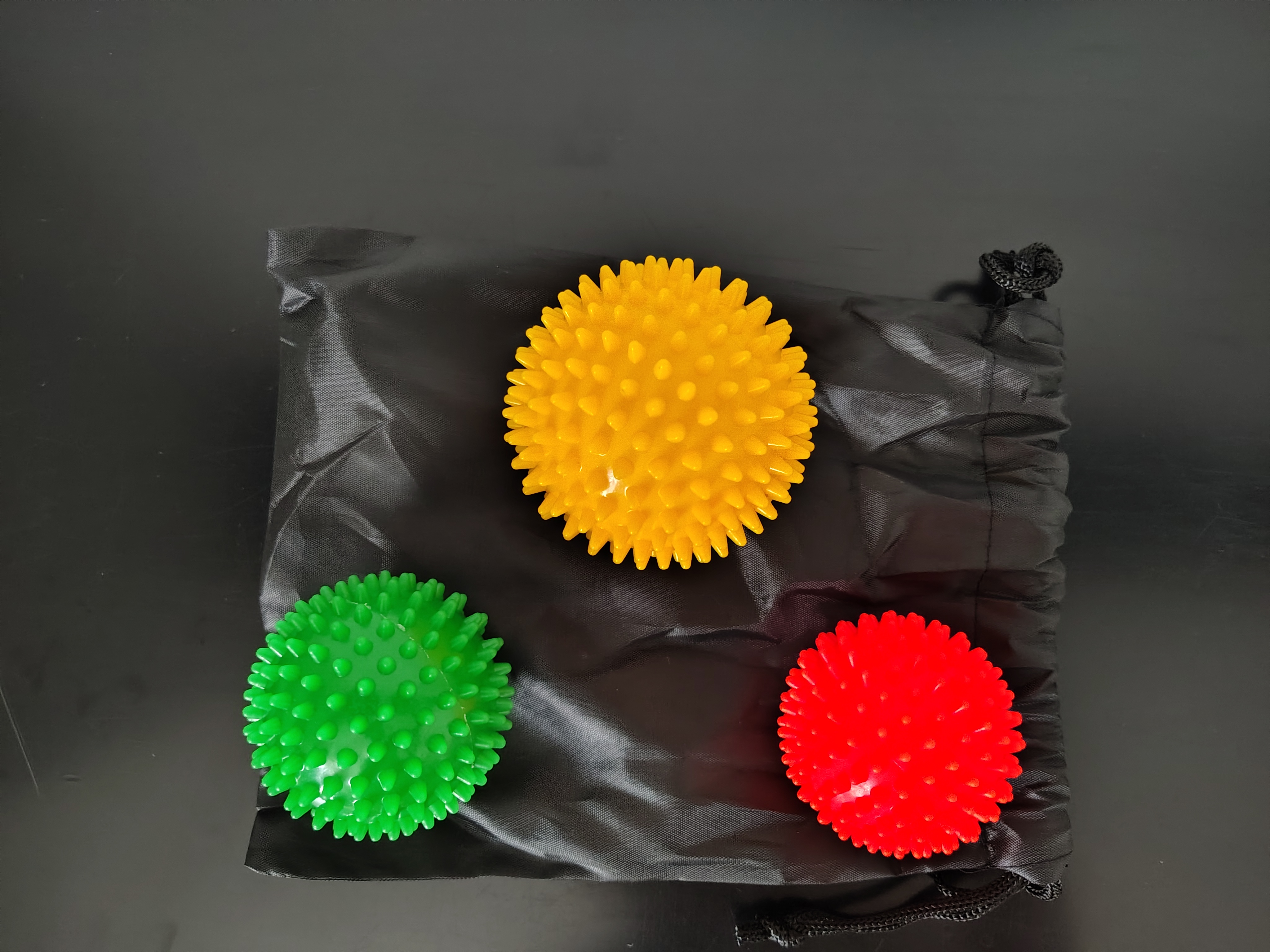 Set 3 palline massaggianti + borsetta porta oggetti - Immagine 5