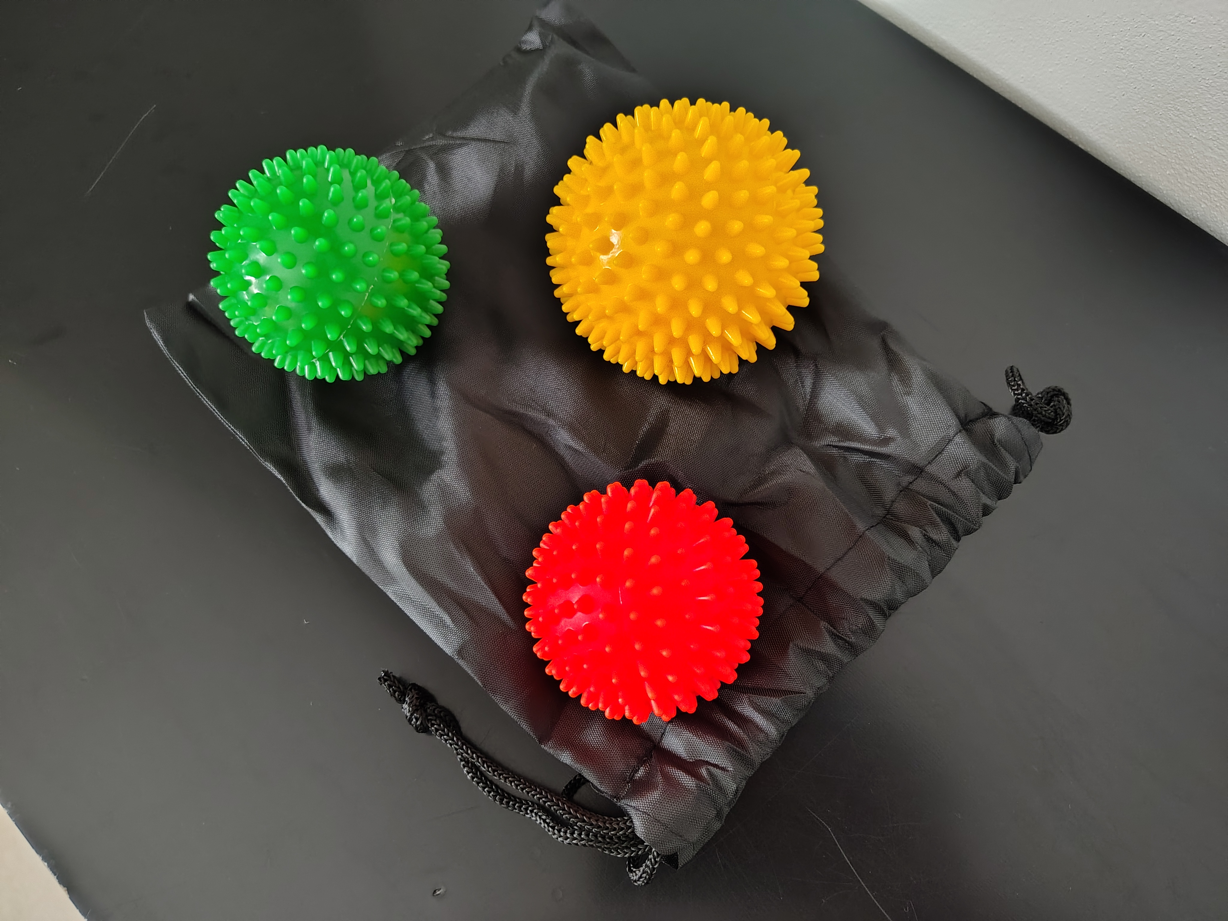 Set 3 palline massaggianti + borsetta porta oggetti - Immagine 6